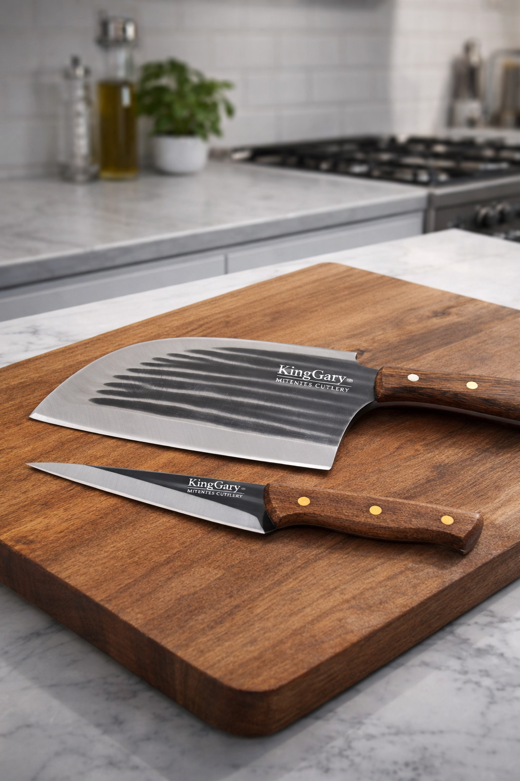 Pachet 2 Cuțite: Cuțit 16.5 cm + Satâr cu Mâner de Lemn  22 cm ❘ D7799 + D7791