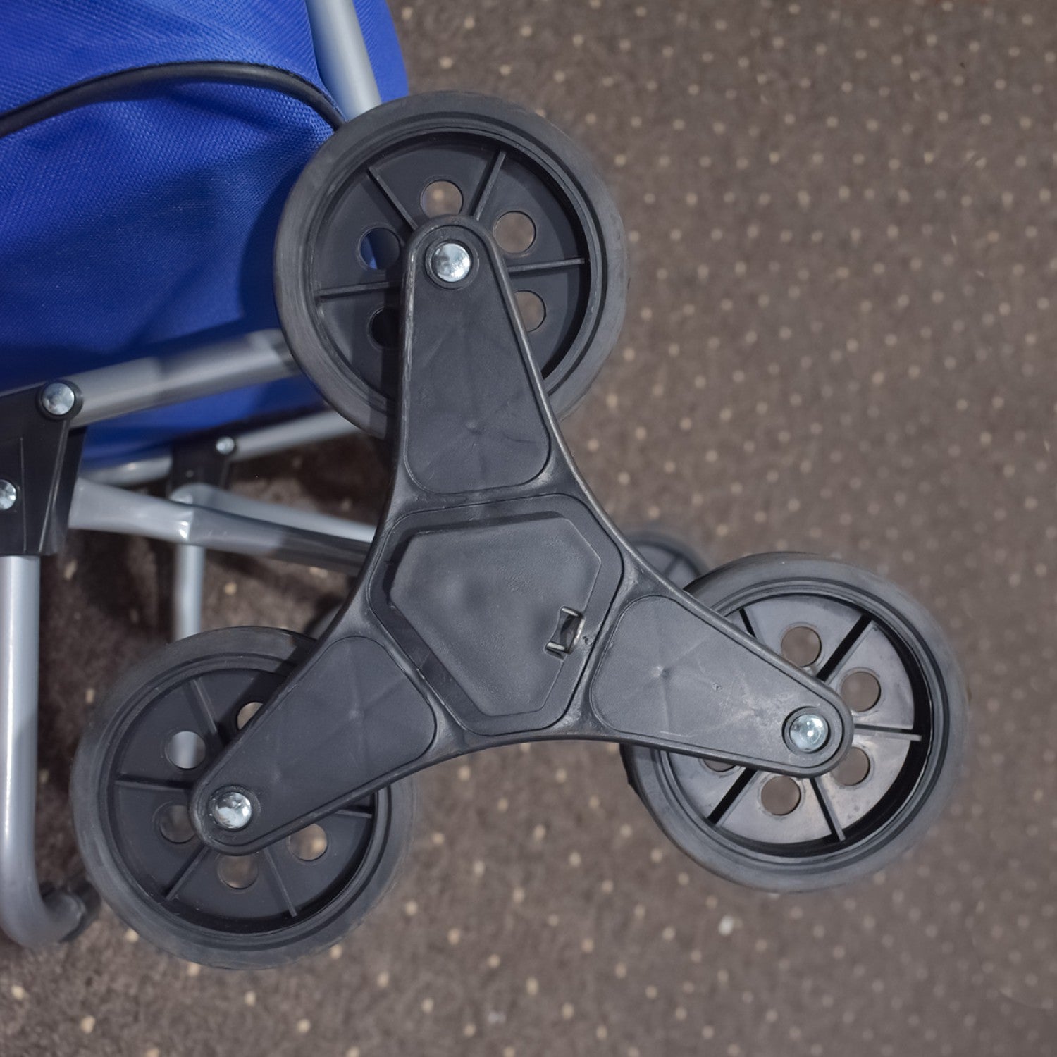 Căruț de piață pliabil – 6 roți, 37L, cadru metalic, sac impermeabil ❘ D4943